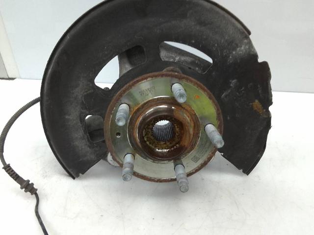 Piasta przednia 13580304 OPEL
