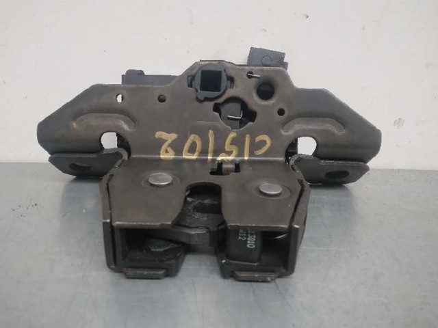 Zamek klapy bagażnika (3/5 drzwi tylnych) 13587646 OPEL