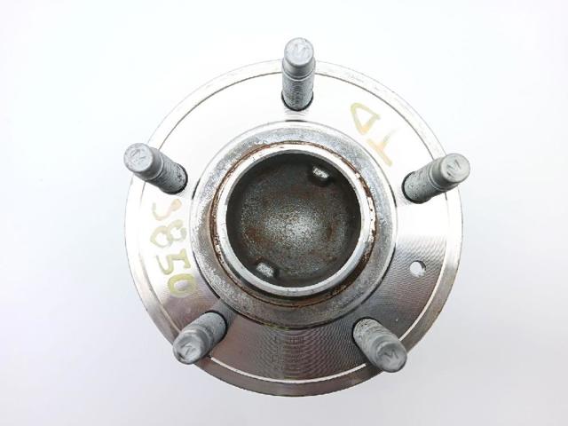 Piasta tylna 13593158 OPEL