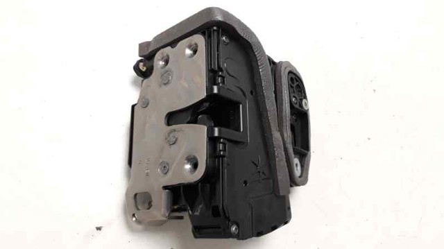 Zamek drzwi przednich lewych 13597536 OPEL