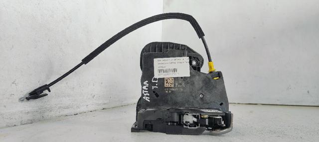 Zamek drzwi tylnych prawych 13598385 OPEL