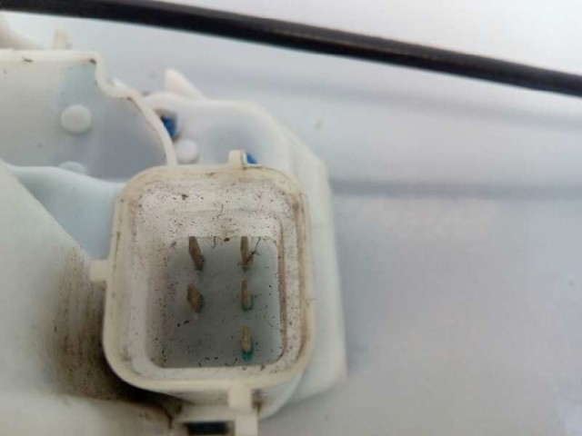 Zamek drzwi przednich prawych Fiat Qubo 255