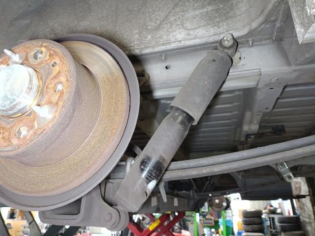 Amortyzator tylny 1362546080 PEUGEOT