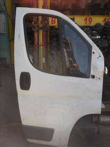 Drzwi przednie prawe 1364511080 FIAT