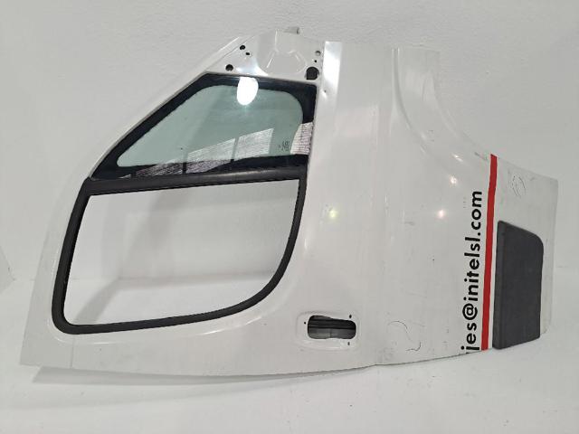 Drzwi przednie prawe 1364511080 FIAT