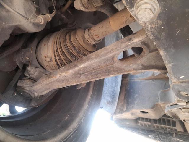 Wahacz zawieszenia przedniego dolny prawy 1368629080 FIAT