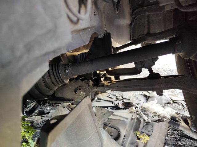 Korpus osi przedniej 1369383080 FIAT