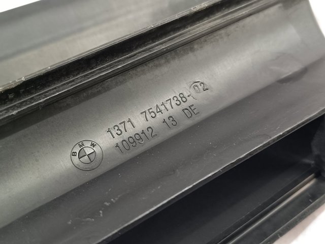 Wlot powietrza do filtra powietrza BMW 3 E90