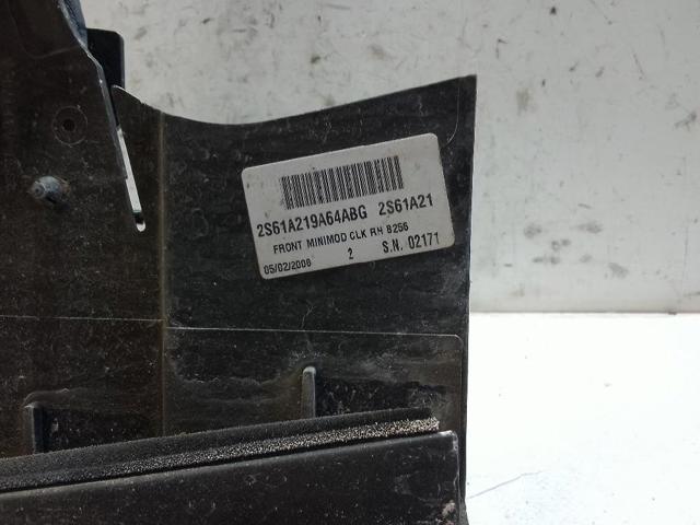 Zamek drzwi przednich prawych Ford Fiesta JH, JD