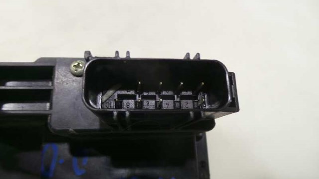 Zamek drzwi przednich prawych Ford Fiesta JH, JD