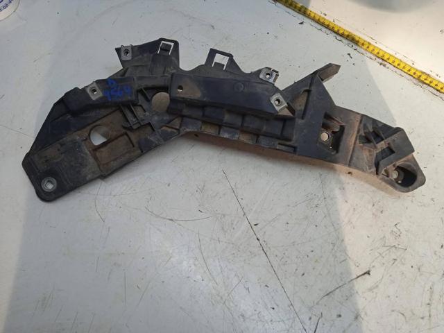 Wspornik zderzaka przedniego prawy 1375162080 FIAT