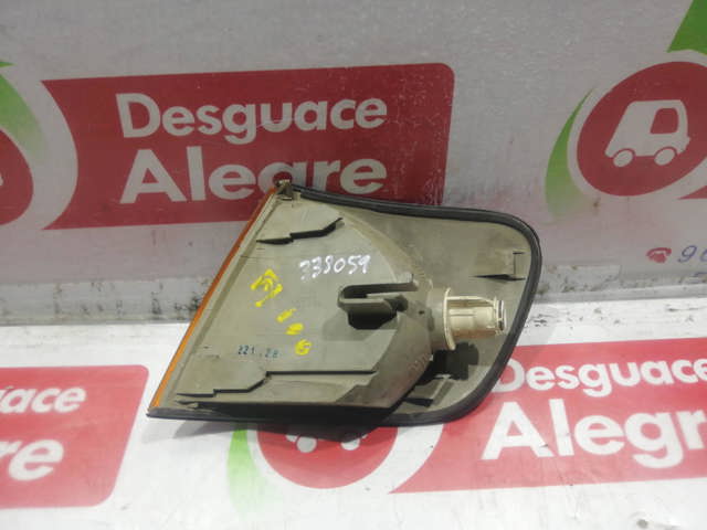 Kierunkowskaz prawy 137984 VAG