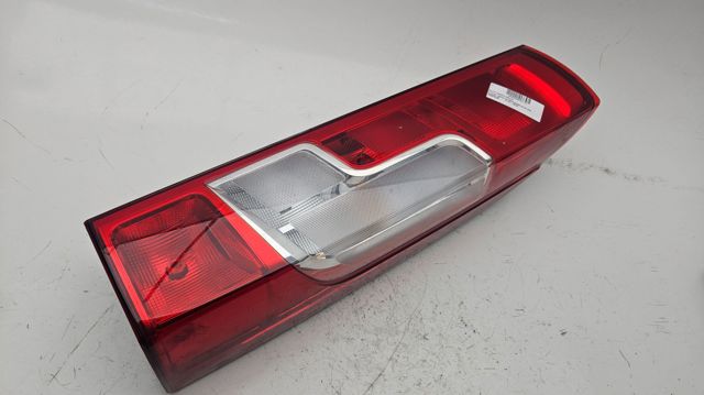 Lampa zespolona tylna prawa 1380672080 PEUGEOT
