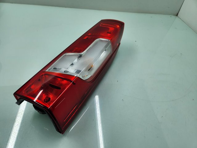 Lampa zespolona tylna prawa 1380672080 PEUGEOT