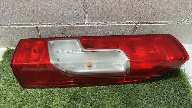 Lampa zespolona tylna prawa 1380672080 PEUGEOT
