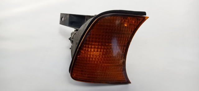 Kierunkowskaz prawy 1384034 BMW