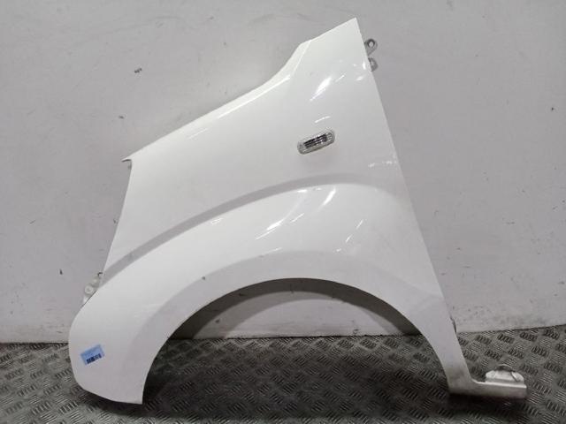 Błotnik przedni lewy 1386111080 FIAT