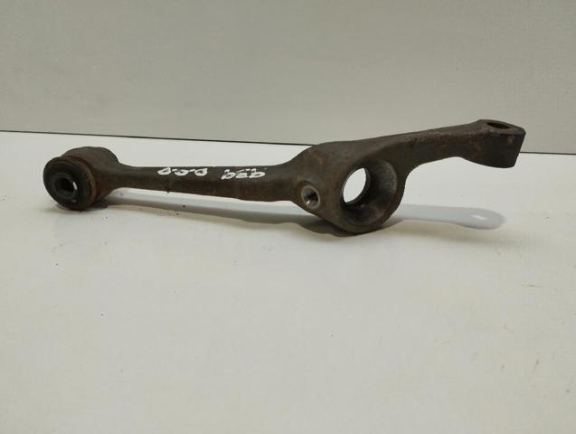 Wahacz zawieszenia przedniego dolny prawy Volvo 940 944