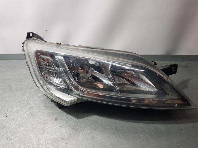 Reflektor prawy 1394418080 PEUGEOT