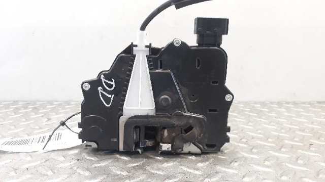 Zamek drzwi przednich prawych 1395264080 PEUGEOT