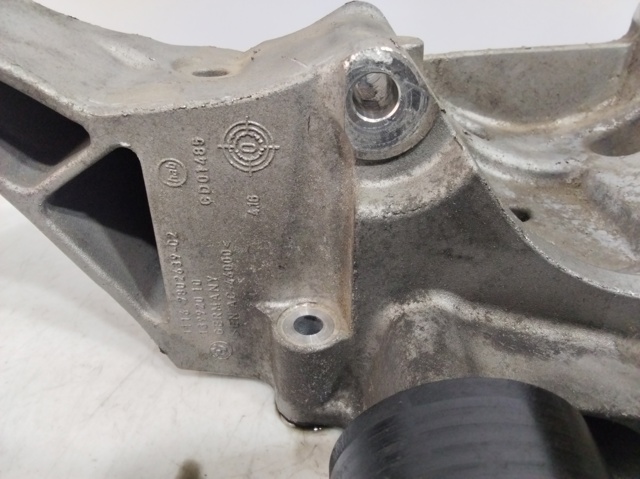 Wspornik alternatora 13992010 BMW