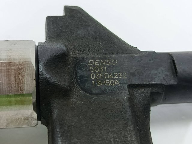 Wtryskiwacz paliwa 13H50A MAZDA