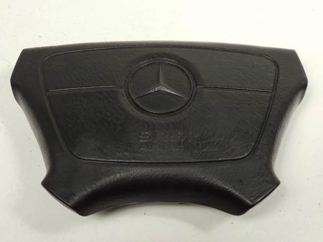 1404600068 Mercedes