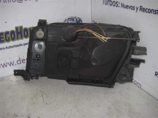 Reflektor prawy 14137600 VAG