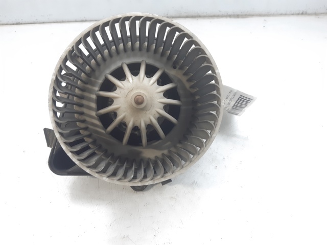 Silniczek wentylatora nagrzewnicy (ogrzewacza wnętrza) 141730600 FIAT