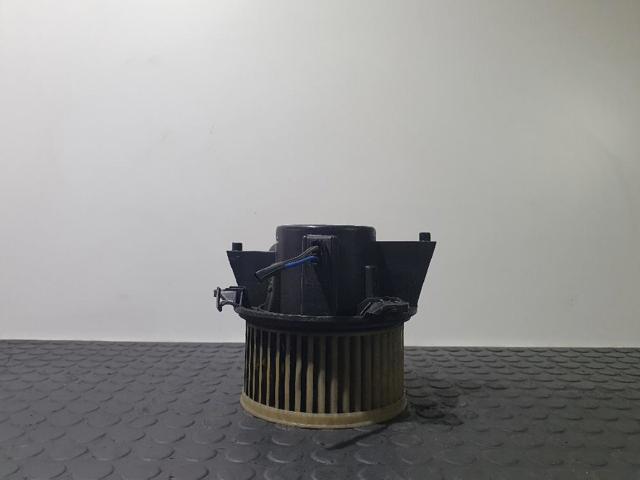 Silniczek wentylatora nagrzewnicy (ogrzewacza wnętrza) 141730600 FIAT