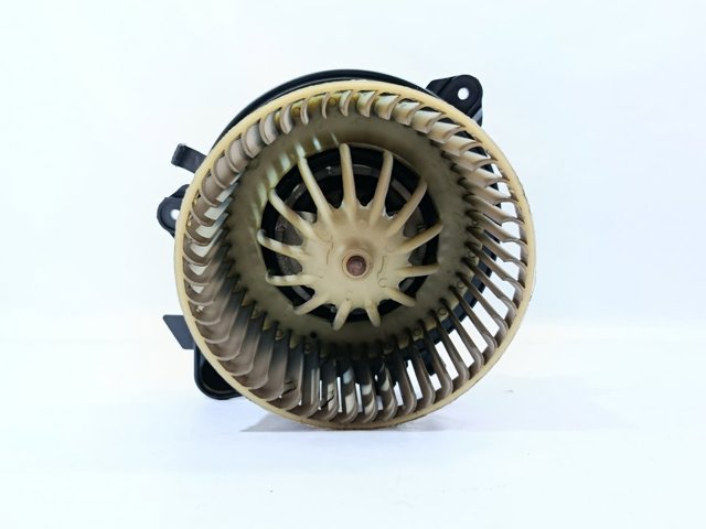 Silniczek wentylatora nagrzewnicy (ogrzewacza wnętrza) 141730600 FIAT