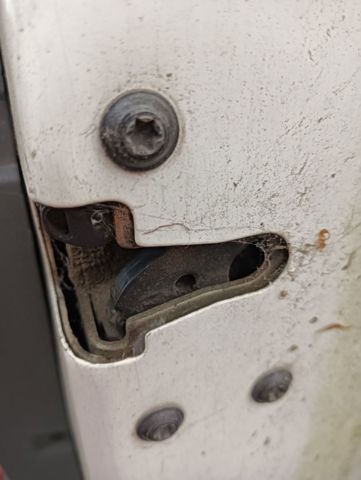 Zamek drzwi przednich prawych 1419492 FORD