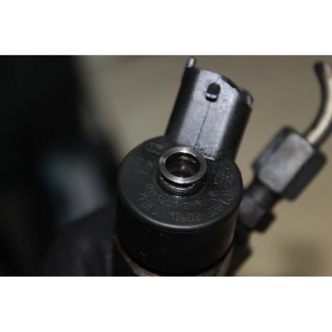 Wtryskiwacz paliwa 1425514 FORD