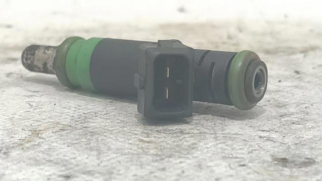 Wtryskiwacz paliwa 1429840 FORD