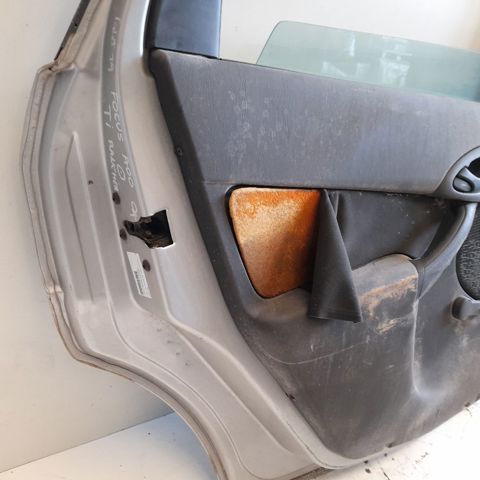 Drzwi tylne lewe Ford Focus 1 DFW