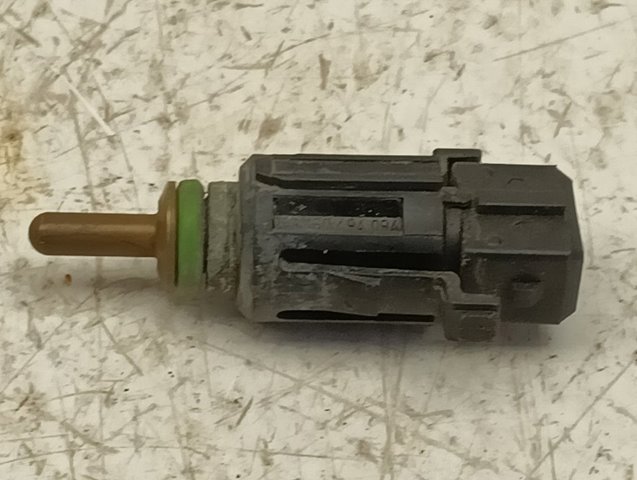 1433077 BMW