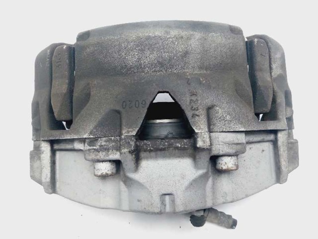 Zacisk hamulcowy przedni prawy 1435001 FORD