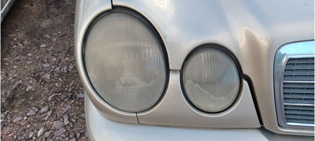 Reflektor prawy 14434600 MERCEDES