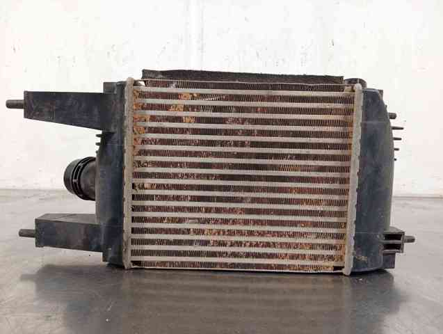 Chłodnica intercoolera 144613ZU0B NISSAN