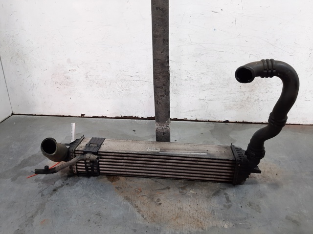 Chłodnica intercoolera 144960001R RENAULT