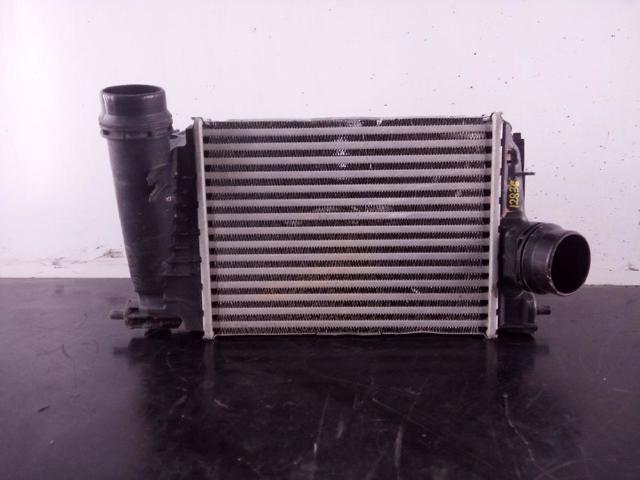 Chłodnica intercoolera 144962803R RENAULT