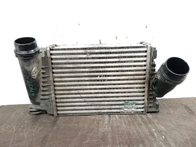 Chłodnica intercoolera 144969690R RENAULT