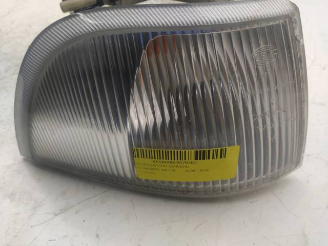 Reflektor prawy 14556200 VOLVO