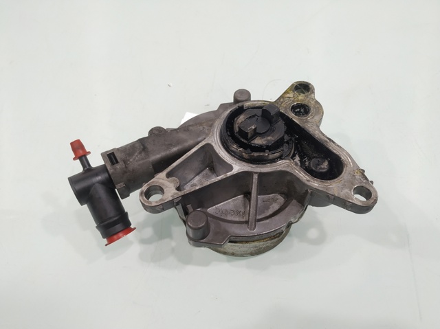 Pompa podciśnienia 146503760R OPEL