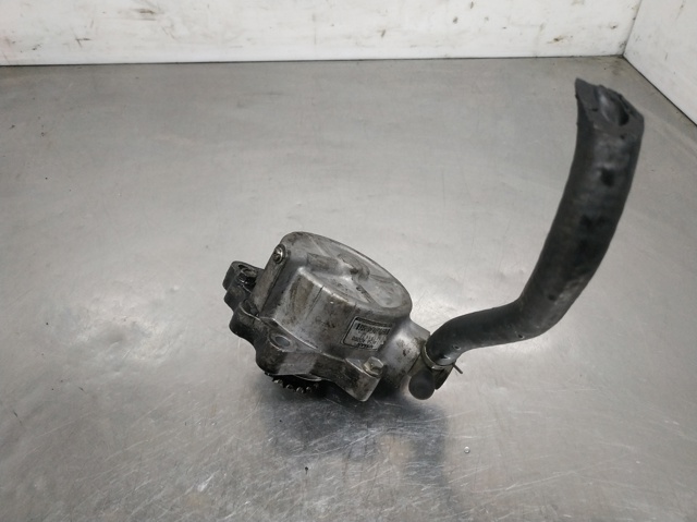 Pompa podciśnienia Nissan X-Trail T30