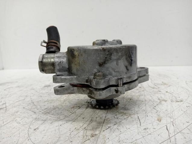 Pompa podciśnienia Nissan Primera P12