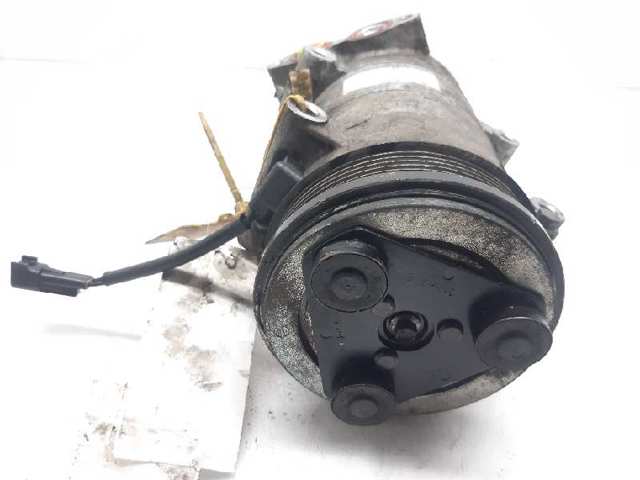 Sprężarka klimatyzacji 1465439 FORD