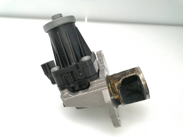 1471000Q0X Nissan/Infiniti