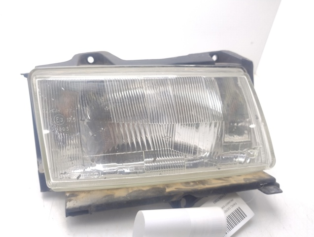 Reflektor prawy 1474267080 PEUGEOT