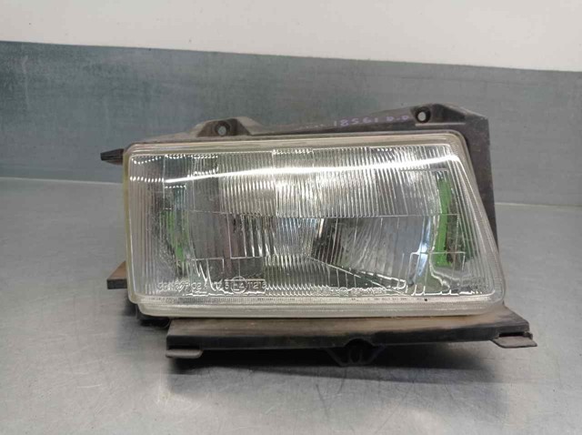 Reflektor prawy 1474267080 PEUGEOT